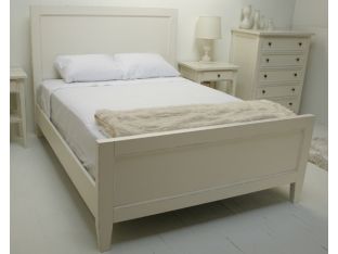 Off White Cottage Queen Bed