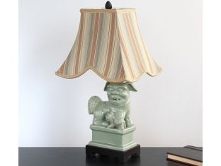Celedon Foo Dog Table Lamp